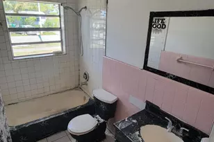 5320 NE 9th Ave, Deerfield Beach, FL 33064 - Photo 12