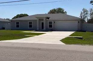 2490 SE Bayshore Blvd, Port Saint Lucie, FL 34984 - Photo 1