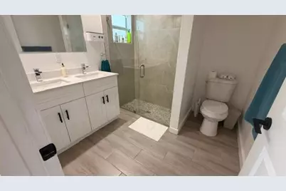 2490 SE Bayshore Boulevard, Port Saint Lucie, FL 34984 - Photo 6