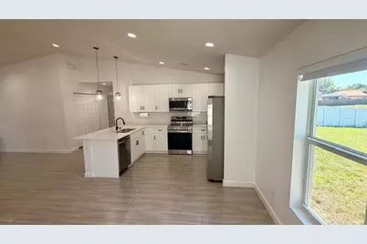 2490 SE Bayshore Boulevard, Port Saint Lucie, FL 34984 - Photo 14