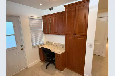 300 NE 14th Avenue #411, Hallandale Beach, FL 33009 - Photo 4