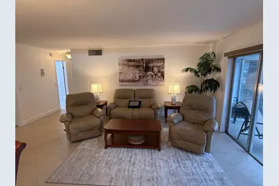 300 NE 14th Avenue #411, Hallandale Beach, FL 33009 - Photo 8