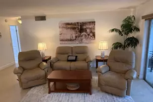 300 NE 14th Ave, Hallandale Beach, FL 33009 - Photo 10