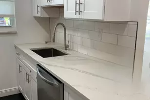 1155 S Drive Cir, Delray Beach, FL 33445 - Photo 10