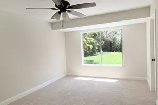 643 NW Grenada St, Port Saint Lucie, FL 34983 - Photo 16