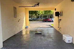 1101 Myrtlewood Cir E, Palm Beach Gardens, FL 33418 - Photo 28