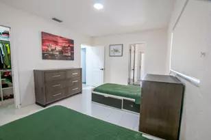 4507 Norfolk Island Pine Dr, Tamarac, FL 33319 - Photo 32