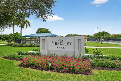 5875 Sun Pointe Circle, Boynton Beach, FL 33437 - Photo 44