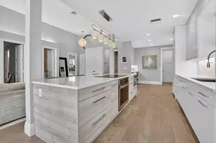 2430 NW 53rd St, Boca Raton, FL 33496 - Photo 14