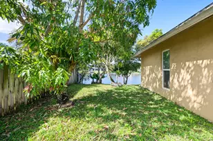 9121 NW 13th St, Plantation, FL 33322 - Photo 14