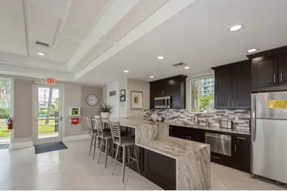 333 NE 21st Avenue #408, Deerfield Beach, FL 33441 - Photo 8