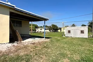 725 SE 1st St, Belle Glade, FL 33430 - Photo 12