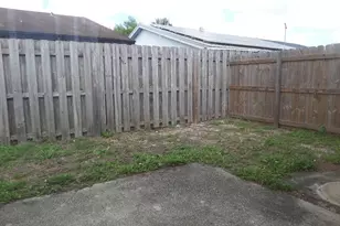 8633 Pluto Terrace, West Palm Beach, FL 33403 - Photo 16