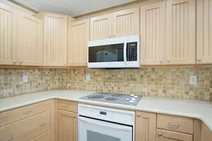 2315 NE 19th Ct, Jensen Beach, FL 34957 - Photo 36