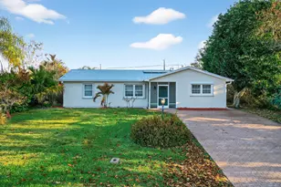 2315 NE 19th Ct, Jensen Beach, FL 34957 - Photo 4