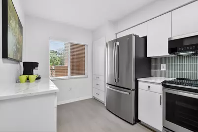 12547 Imperial Isle Drive #204, Boynton Beach, FL 33437 - Photo 6