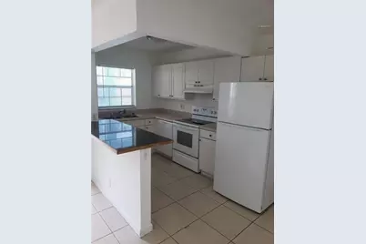 4951 Wedgewood Way #2, West Palm Beach, FL 33417 - Photo 2