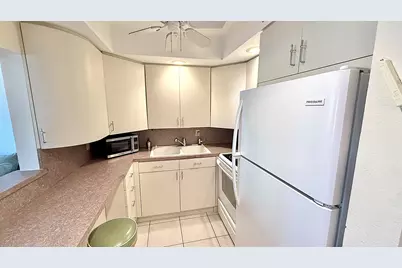 2009 Berkshire A, Deerfield Beach, FL 33442 - Photo 4