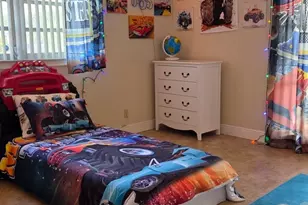 4705 Holly Dr, Tamarac, FL 33319 - Photo 18