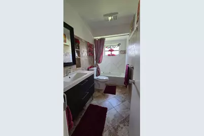 4705 Holly Drive, Tamarac, FL 33319 - Photo 22