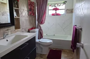 4705 Holly Dr, Tamarac, FL 33319 - Photo 22