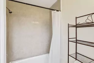 520 NE 45th St, Deerfield Beach, FL 33064 - Photo 16