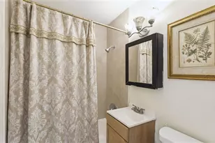 520 NE 45th St, Deerfield Beach, FL 33064 - Photo 18