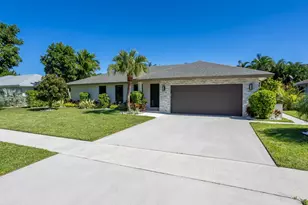 2520 SW 5th St, Boynton Beach, FL 33435 - Photo 2