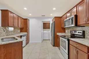1 Cortez Ln, Port Saint Lucie, FL 34952 - Photo 12
