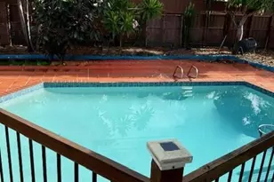 31 NE 56th St, Oakland Park, FL 33334 - Photo 8