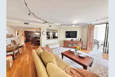 176 Helios Drive #203, Jupiter, FL 33477 - Photo 4