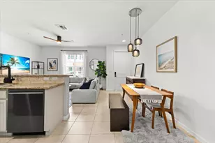 704 SW 2nd Ave, Pompano Beach, FL 33060 - Photo 2