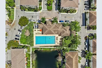 704 SW 2nd Avenue, Pompano Beach, FL 33060 - Photo 28