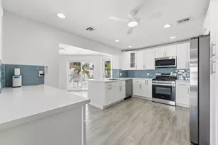 1641 NE 56th Ct, Fort Lauderdale, FL 33334 - Photo 14