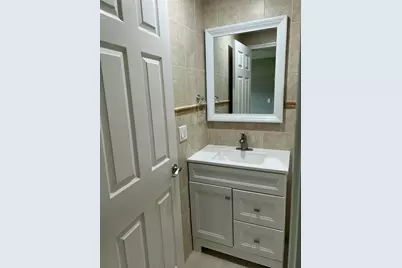 267 Flanders F, Delray Beach, FL 33484 - Photo 2