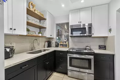 202 Oxford 200, West Palm Beach, FL 33417 - Photo 6