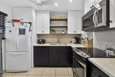 202 Oxford 200, West Palm Beach, FL 33417 - Photo 4