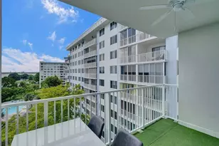 4200 Hillcrest Dr, Hollywood, FL 33021 - Photo 20