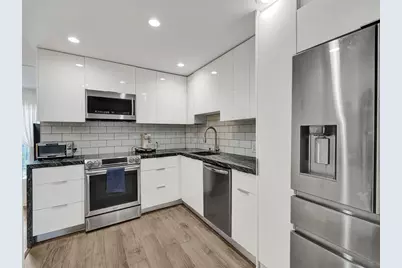 4200 Hillcrest Drive #717, Hollywood, FL 33021 - Photo 2