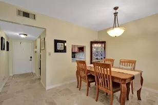 1020 Country Club Dr, Margate, FL 33063 - Photo 6