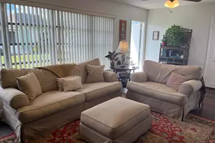 2638 Gately Dr E, West Palm Beach, FL 33415 - Photo 10