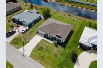 138 SW Carter Avenue, Port Saint Lucie, FL 34983 - Photo 1