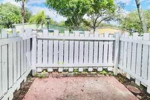 7168 Southgate Blvd, Tamarac, FL 33321 - Photo 12