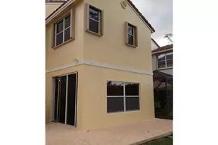 17977 SW 8th St, Pembroke Pines, FL 33029 - Photo 8