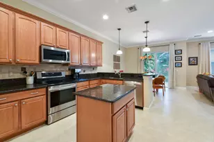 4679 Cadiz Cir, Palm Beach Gardens, FL 33418 - Photo 10