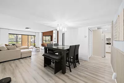491 Racquet Club Road #Unit 106, Weston, FL 33326 - Photo 4