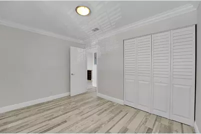 704 Freedom Court, Deerfield Beach, FL 33442 - Photo 8