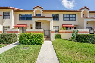 704 Freedom Ct, Deerfield Beach, FL 33442 - Photo 1