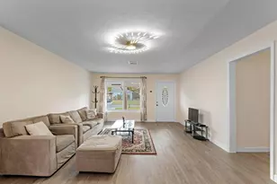 2861 SW 9th St, Boynton Beach, FL 33435 - Photo 10