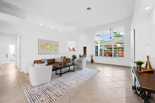 8019 S Savannah Cir, Davie, FL 33328 - Photo 10